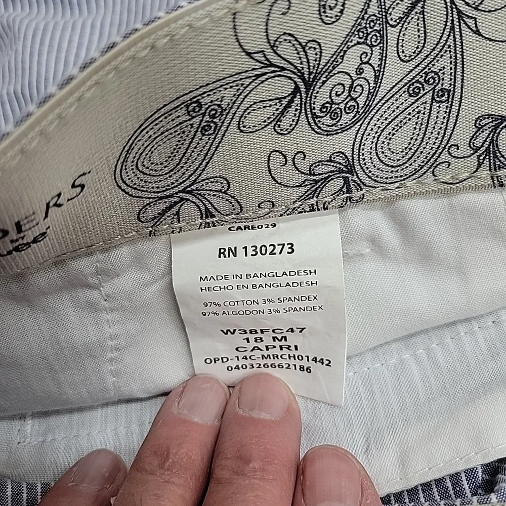 Riders by Lee Women's Capri Size 37‎ Stretch High Rise Split Hem